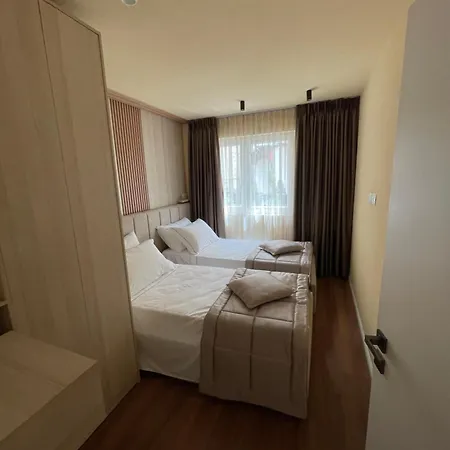 Cozy * Tirana